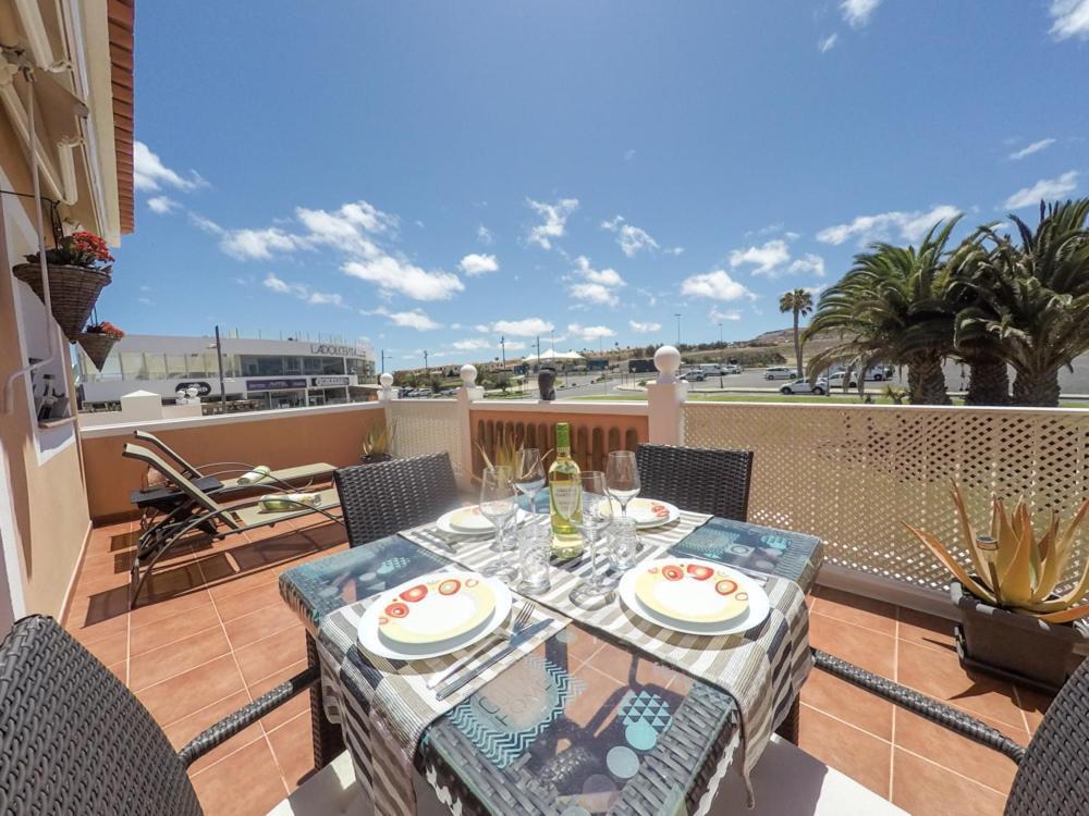 Exotic And Sunny Esmeralda Caleta De Fuste Exterior photo